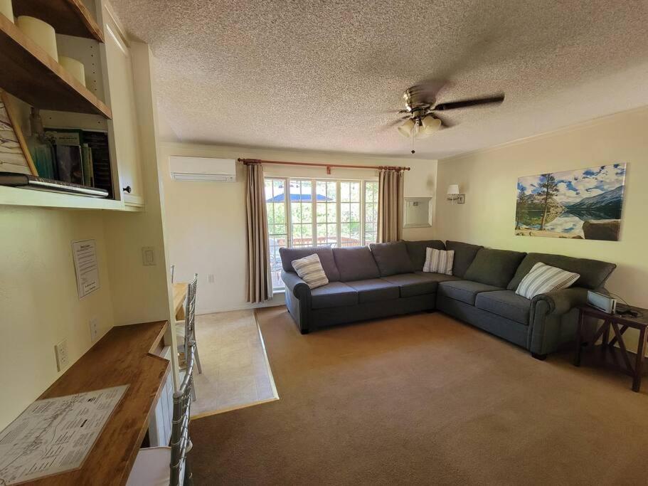 Becky'S Condo 马里波萨 外观 照片